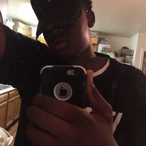 Meet your Posher, Eli